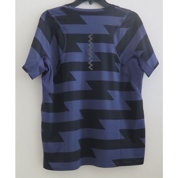 adidas HA9943 Women's Sz XL Shadow Navy/Black Aeroready Run Fast AOP Carrera Tee - Picture 2 of 7